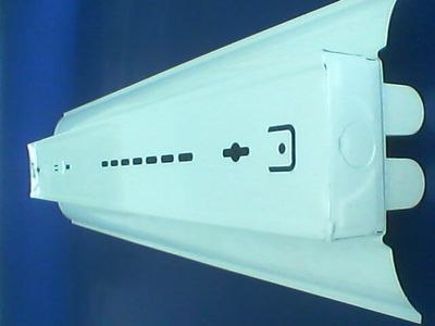 日光燈雙管支架與飛機頭支架 順業(yè)豐品牌在照明安裝中的應(yīng)用